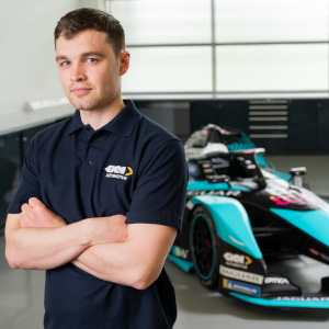 GKN Automotive engineer embedded at Jaguar TCS Racing to support powertrain development