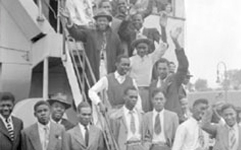 New arrivals disembark Windrush