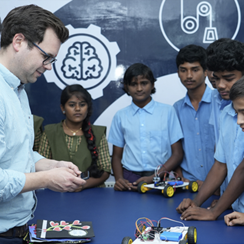 GKN Automotive opens STEM Innovation Labs in India to inspire future engineers